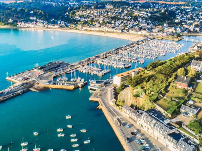 BRETAGNE – RESTAURANT TRADITIONNEL VUE MER